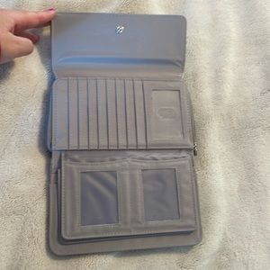 *New* Medium Silver Silver